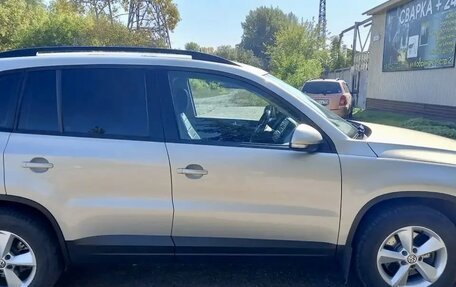 Volkswagen Tiguan I, 2011 год, 1 050 000 рублей, 3 фотография