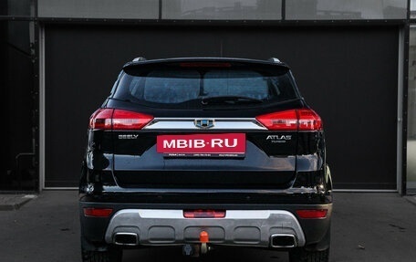 Geely Atlas I, 2018 год, 1 370 000 рублей, 5 фотография