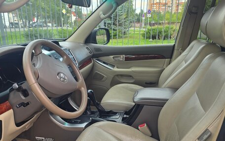 Toyota Land Cruiser Prado 120 рестайлинг, 2006 год, 2 200 000 рублей, 6 фотография