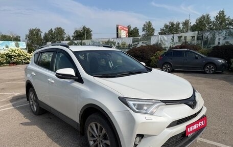 Toyota RAV4, 2018 год, 2 600 000 рублей, 1 фотография