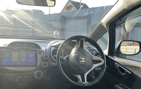 Honda Fit III, 2010 год, 560 000 рублей, 7 фотография