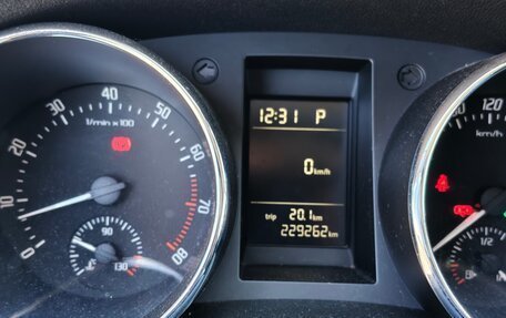 Skoda Yeti I рестайлинг, 2012 год, 650 000 рублей, 7 фотография