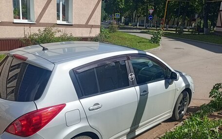 Nissan Tiida, 2010 год, 600 000 рублей, 2 фотография
