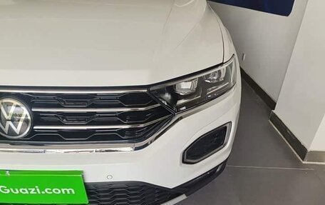Volkswagen T-Roc I, 2022 год, 1 437 006 рублей, 17 фотография