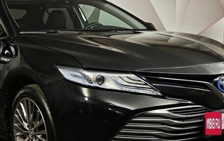 Toyota Camry, 2019 год, 2 250 000 рублей, 10 фотография