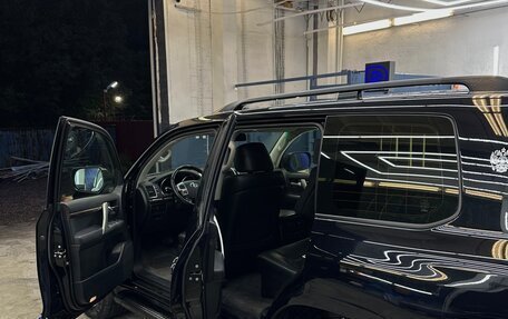 Toyota Land Cruiser 200, 2012 год, 3 150 000 рублей, 10 фотография