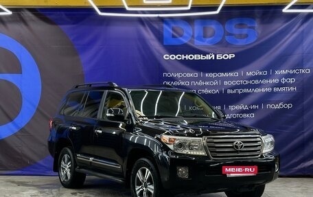 Toyota Land Cruiser 200, 2012 год, 3 150 000 рублей, 8 фотография
