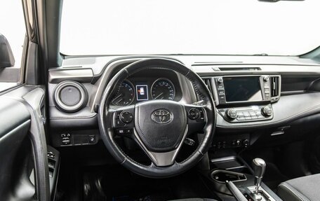 Toyota RAV4, 2019 год, 1 948 000 рублей, 29 фотография