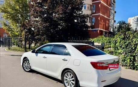 Toyota Camry, 2014 год, 1 650 000 рублей, 6 фотография