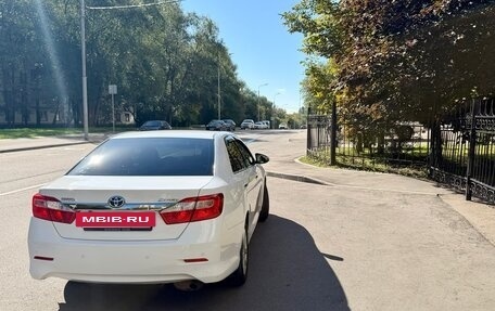 Toyota Camry, 2014 год, 1 650 000 рублей, 10 фотография