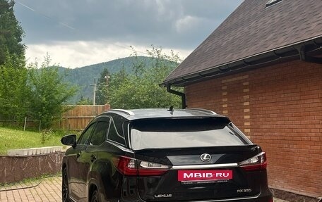 Lexus RX IV рестайлинг, 2018 год, 4 500 000 рублей, 5 фотография