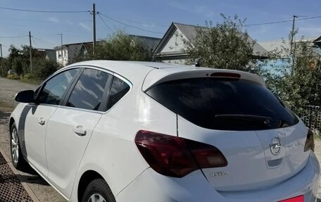 Opel Astra J, 2012 год, 540 000 рублей, 2 фотография