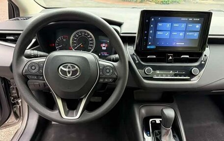 Toyota Corolla, 2023 год, 1 100 000 рублей, 13 фотография