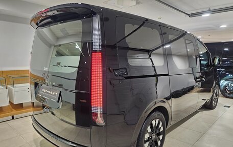 Hyundai Staria, 2025 год, 9 975 000 рублей, 2 фотография