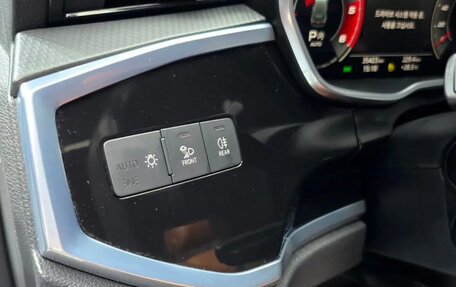 Audi Q3, 2023 год, 3 750 000 рублей, 29 фотография