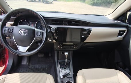 Toyota Corolla, 2013 год, 1 055 000 рублей, 2 фотография