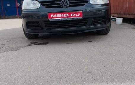 Volkswagen Golf V, 2005 год, 600 000 рублей, 1 фотография