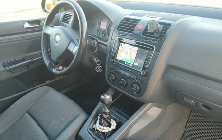 Volkswagen Golf V, 2005 год, 600 000 рублей, 10 фотография