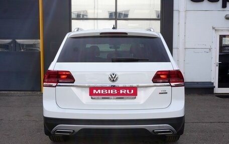 Volkswagen Teramont I, 2018 год, 2 930 000 рублей, 6 фотография