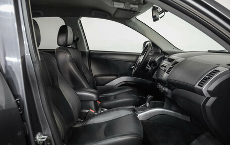 Mitsubishi Outlander III рестайлинг 3, 2012 год, 1 139 000 рублей, 20 фотография