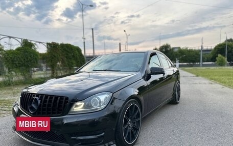 Mercedes-Benz C-Класс, 2011 год, 1 180 000 рублей, 8 фотография