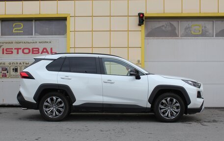 Toyota RAV4, 2024 год, 3 885 000 рублей, 7 фотография