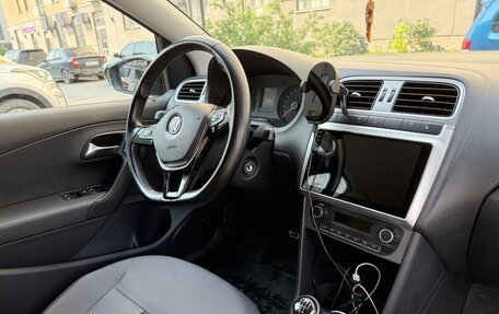 Volkswagen Polo VI (EU Market), 2016 год, 990 000 рублей, 4 фотография