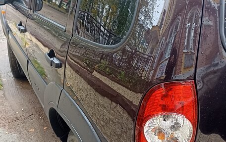 Chevrolet Niva I рестайлинг, 2009 год, 550 000 рублей, 5 фотография