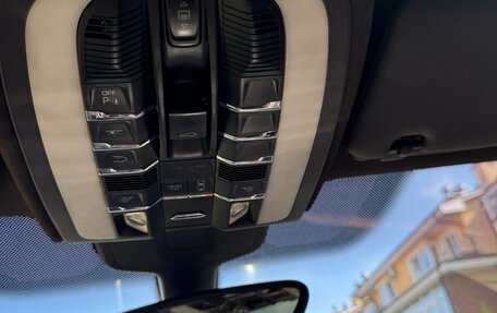 Porsche Cayenne III, 2011 год, 2 900 000 рублей, 13 фотография