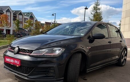 Volkswagen Golf GTI VII, 2018 год, 2 350 000 рублей, 5 фотография
