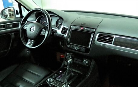 Volkswagen Touareg III, 2016 год, 3 500 000 рублей, 9 фотография
