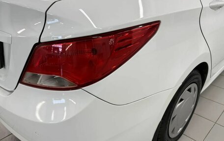 Hyundai Solaris II рестайлинг, 2015 год, 985 000 рублей, 10 фотография