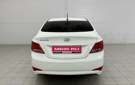 Hyundai Solaris II рестайлинг, 2015 год, 985 000 рублей, 7 фотография