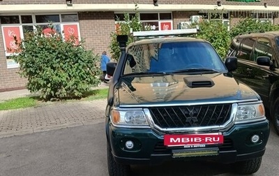 Mitsubishi Pajero Sport II рестайлинг, 1998 год, 850 000 рублей, 1 фотография