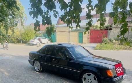 Mercedes-Benz E-Класс, 1993 год, 1 200 000 рублей, 6 фотография