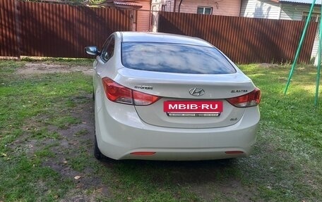 Hyundai Elantra V, 2012 год, 795 000 рублей, 3 фотография