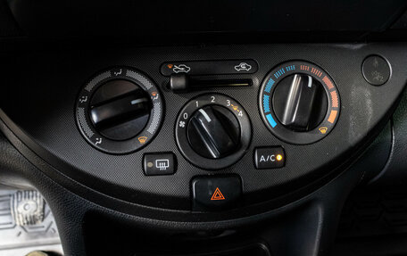 Nissan Note II рестайлинг, 2011 год, 745 000 рублей, 16 фотография