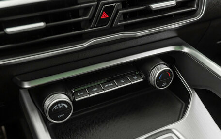 Geely Coolray I, 2022 год, 2 080 000 рублей, 19 фотография