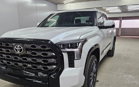 Toyota Tundra, 2022 год, 6 800 000 рублей, 3 фотография