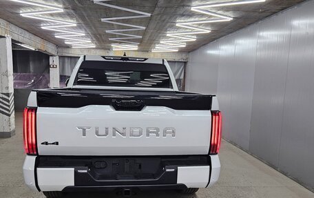 Toyota Tundra, 2022 год, 6 800 000 рублей, 8 фотография