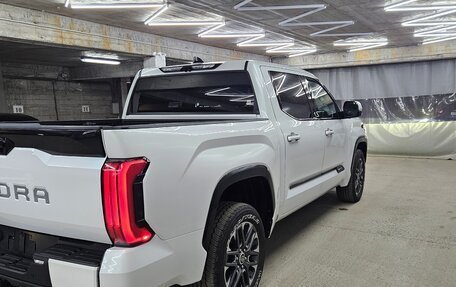 Toyota Tundra, 2022 год, 6 800 000 рублей, 7 фотография