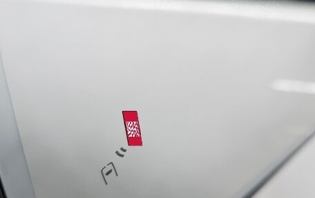 Toyota Tundra, 2022 год, 6 800 000 рублей, 9 фотография