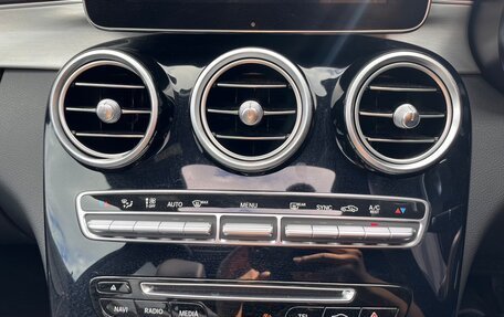 Mercedes-Benz C-Класс, 2018 год, 1 399 000 рублей, 32 фотография