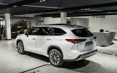 Toyota Highlander, 2026 год, 5 790 000 рублей, 2 фотография