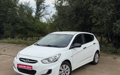 Hyundai Solaris II рестайлинг, 2013 год, 618 000 рублей, 1 фотография