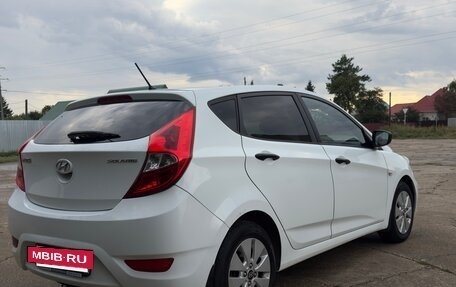 Hyundai Solaris II рестайлинг, 2013 год, 618 000 рублей, 4 фотография