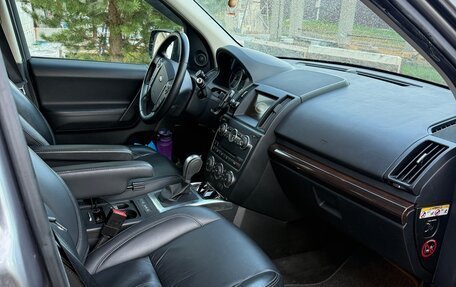 Land Rover Freelander II рестайлинг 2, 2013 год, 2 990 000 рублей, 6 фотография