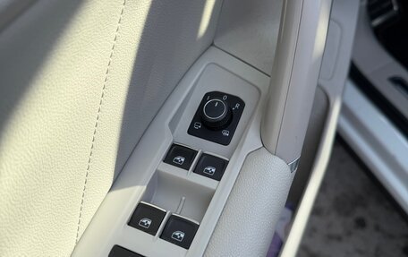 Volkswagen Tiguan II, 2017 год, 2 980 000 рублей, 12 фотография