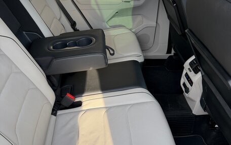 Volkswagen Tiguan II, 2017 год, 2 980 000 рублей, 14 фотография