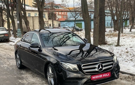 Mercedes-Benz E-Класс, 2017 год, 2 050 000 рублей, 3 фотография